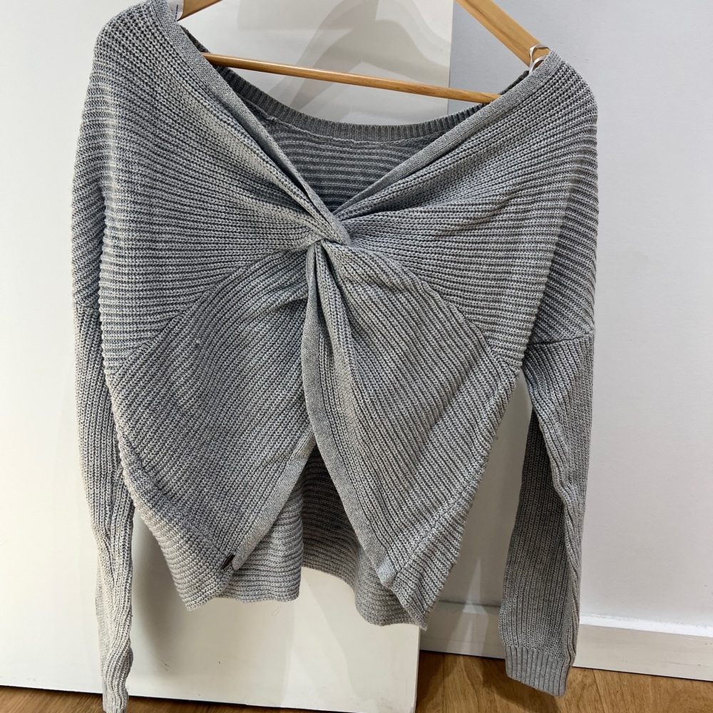 Hollister Sweater Reversible